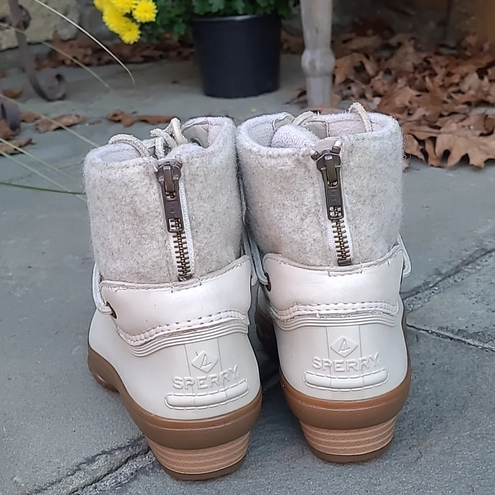 Sperry saltwater wedge tide duck Boots